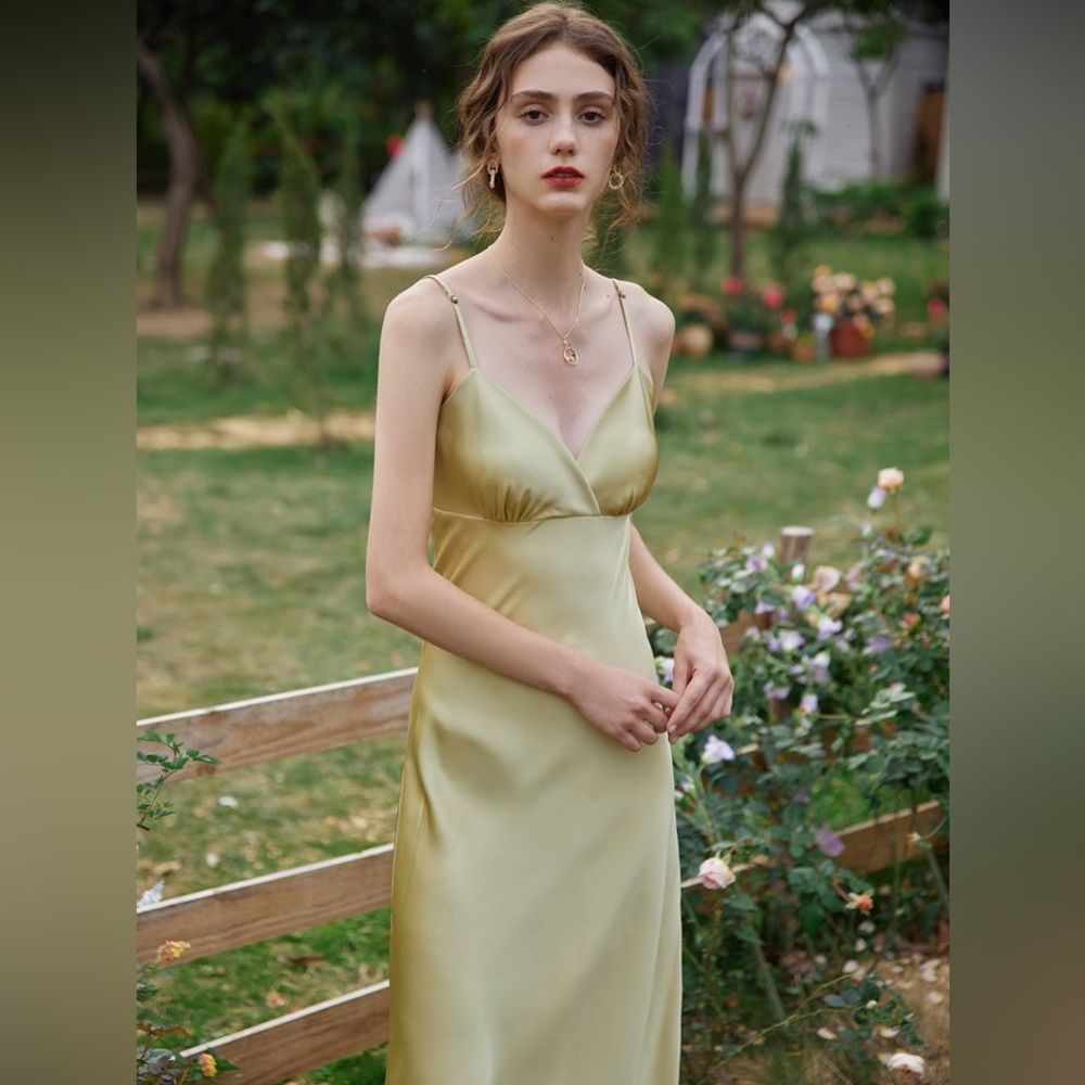 Simple Retro Kristin French Slip Dress - Picture 12 of 13